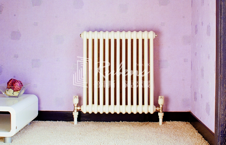 暖气片大品牌：草莓视频污片暖气片 冬季取暖温暖与安全兼得